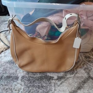 Vintage Y2K Coach shoulder bag